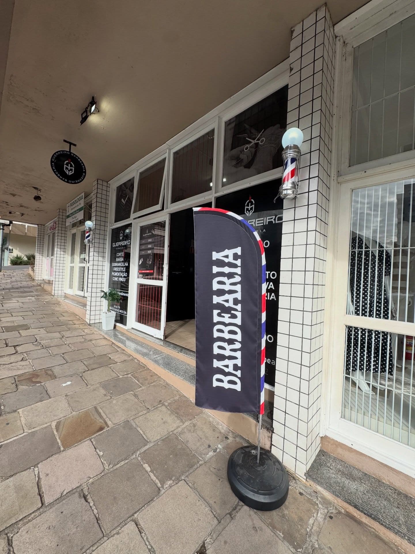 Fachada da Guerreiro Barbearia